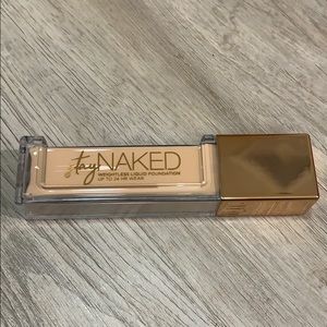 Urban Decay Weightless Liquid Foundation